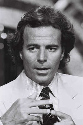 Julio Iglesias poster with hanger