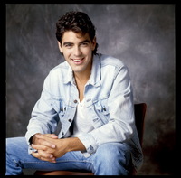 George Clooney sweatshirt #885279
