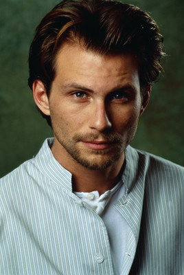 Christian Slater puzzle G460253
