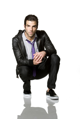 Zachary Quinto Poster G462209