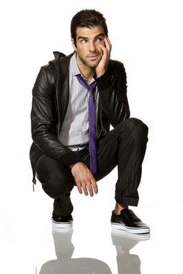 Zachary Quinto Poster G462210