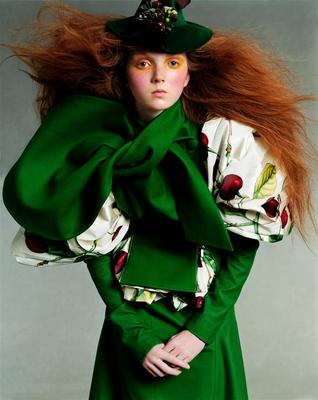 Lily Cole Poster G469816