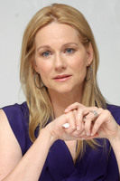 Laura Linney Mouse Pad G493228