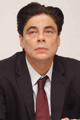 Benicio Del Toro Stickers G494756