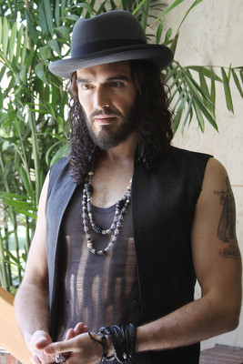 Russell Brand Stickers G495803