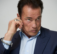 Arnold Schwarzenegger Longsleeve T-shirt #924829