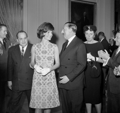 Jacqueline Kennedy Onasis Poster G522091