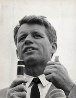 Robert F. Kennedy magic mug #G522122