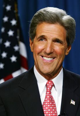 John Kerry magic mug #G522973