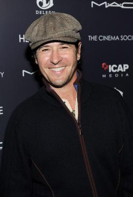 Rob Morrow poster with hanger