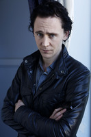 Tom Hiddleston sweatshirt #954019