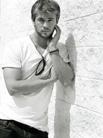 Chris Hemsworth tote bag #G526527