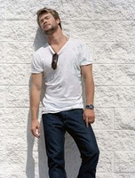 Chris Hemsworth tote bag #G526548