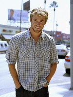 Chris Hemsworth t-shirt #954981