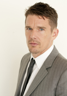 Ethan Hawke Mouse Pad G527813