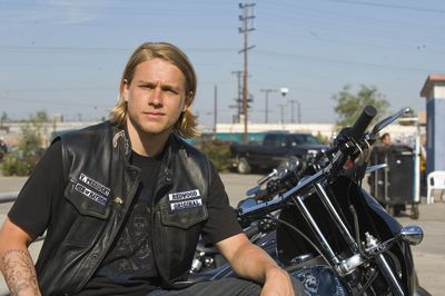 Charlie Hunnam Mouse Pad G528951