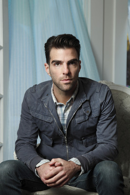 Zachary Quinto Stickers G529269