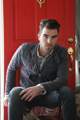 Zachary Quinto Stickers G529273