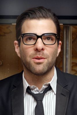 Zachary Quinto Stickers G529278