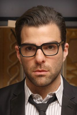 Zachary Quinto Stickers G529328