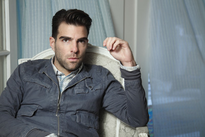 Zachary Quinto Stickers G529352