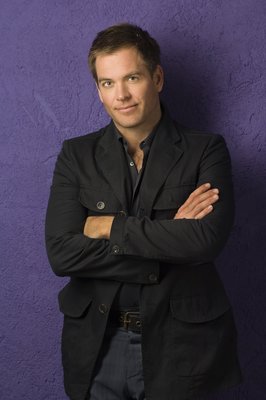 Michael Weatherly Mouse Pad G530773