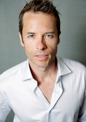 Guy Pearce Stickers G533039