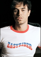 Enrique Iglesias t-shirt #963849