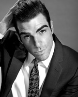 Zachary Quinto Mouse Pad G536971