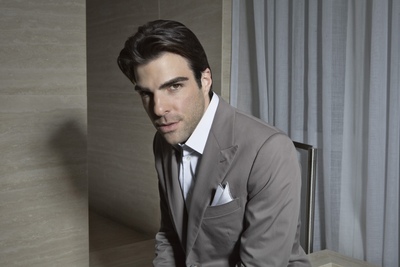 Zachary Quinto Poster G536972