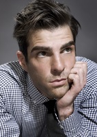 Zachary Quinto Mouse Pad G536975