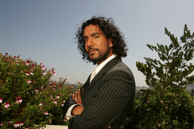 Naveen Andrews puzzle G538617