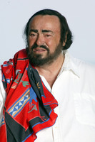 Luciano Pavarotti Longsleeve T-shirt #968101