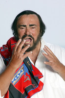 Luciano Pavarotti Longsleeve T-shirt #968107