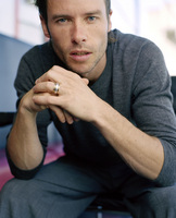 Guy Pearce Mouse Pad G541750