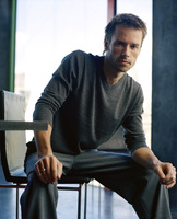 Guy Pearce Mouse Pad G541752