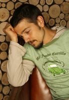 Diego Luna t-shirt #972422
