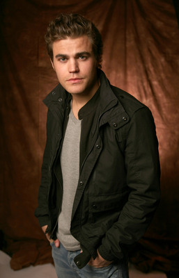 Paul Wesley Mouse Pad G544710