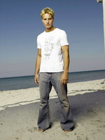 Justin Hartley Longsleeve T-shirt #974026