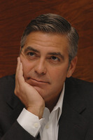 George Clooney Longsleeve T-shirt #977736