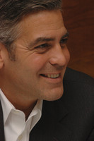 George Clooney Longsleeve T-shirt #977788