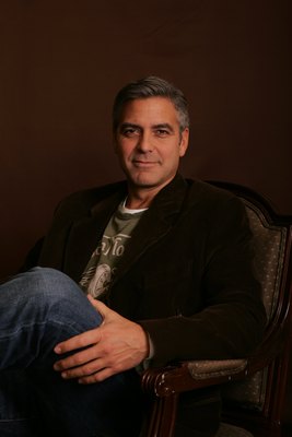George Clooney Mouse Pad G549308