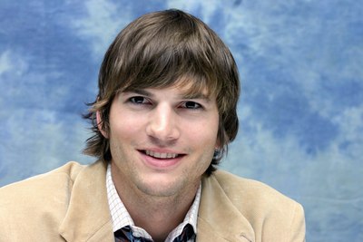 Ashton Kutcher Mouse Pad G549776