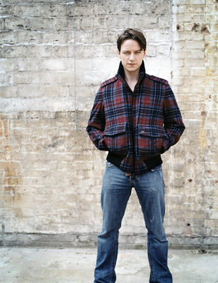 James McAvoy - Photoshoot x38 HQ Poster G551619