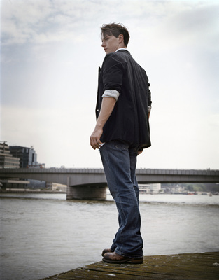 James McAvoy - Photoshoot x38 HQ Poster G551626