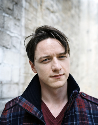 James McAvoy - Photoshoot x38 HQ Poster G551647