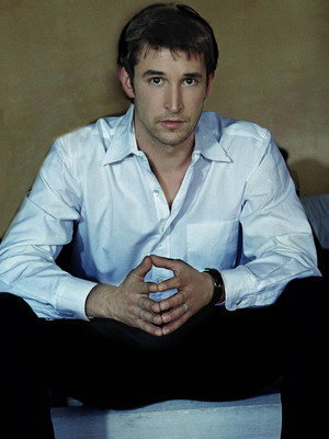 Noah Wyle Stickers G554779