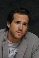 Ryan Reynolds hoodie #983884