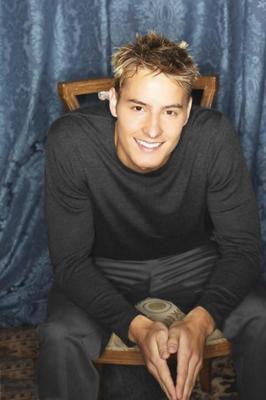 Justin Hartley Stickers G557299