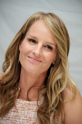 Helen Hunt Mouse Pad G558377